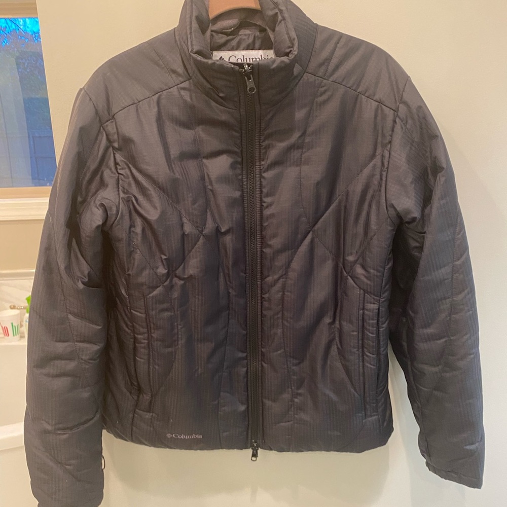 Columbia zip up jacket women’s size medium
